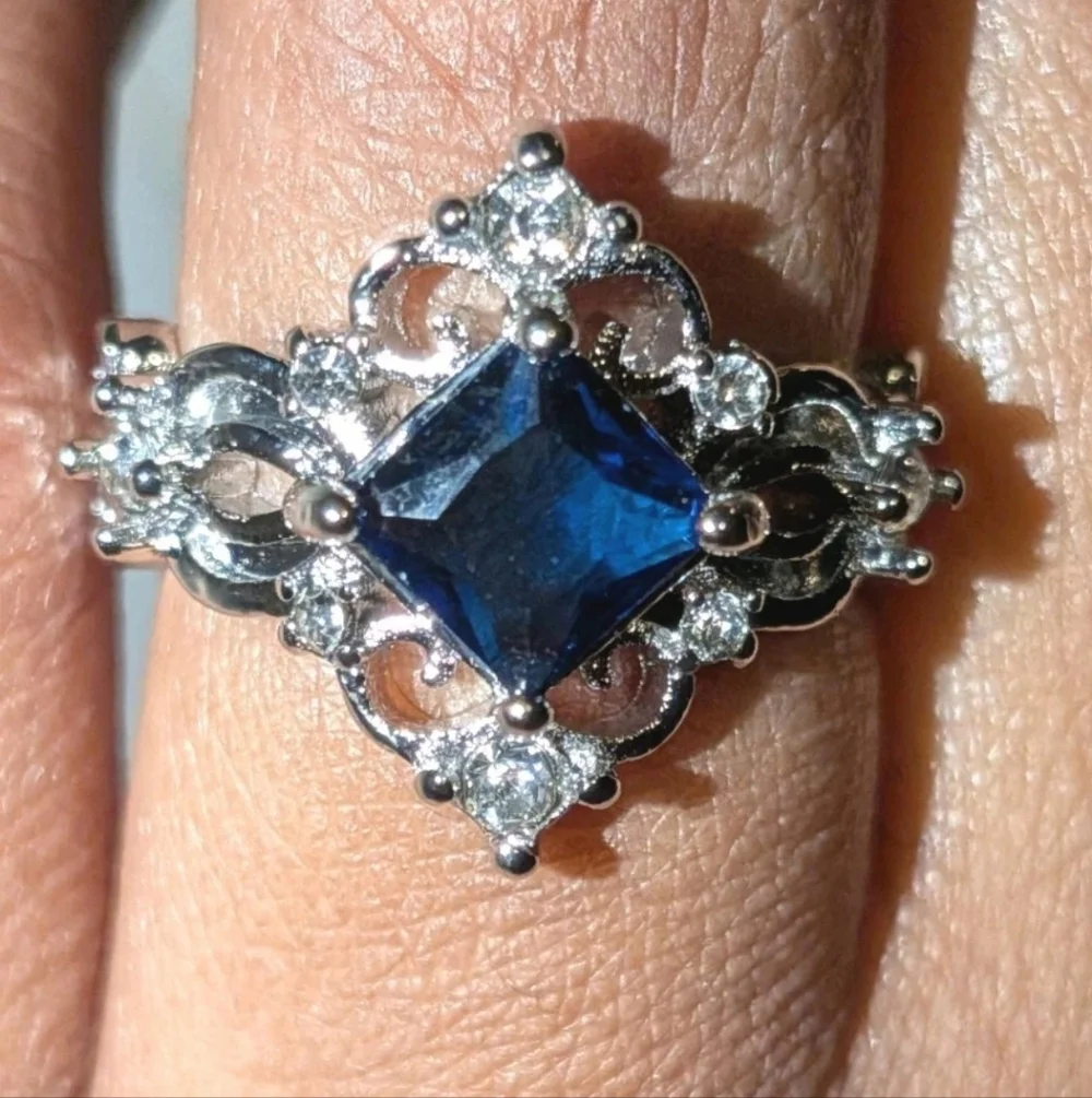Ladie's Vintage Design Princess Cut Lab Created Sapphire Engagement Ring